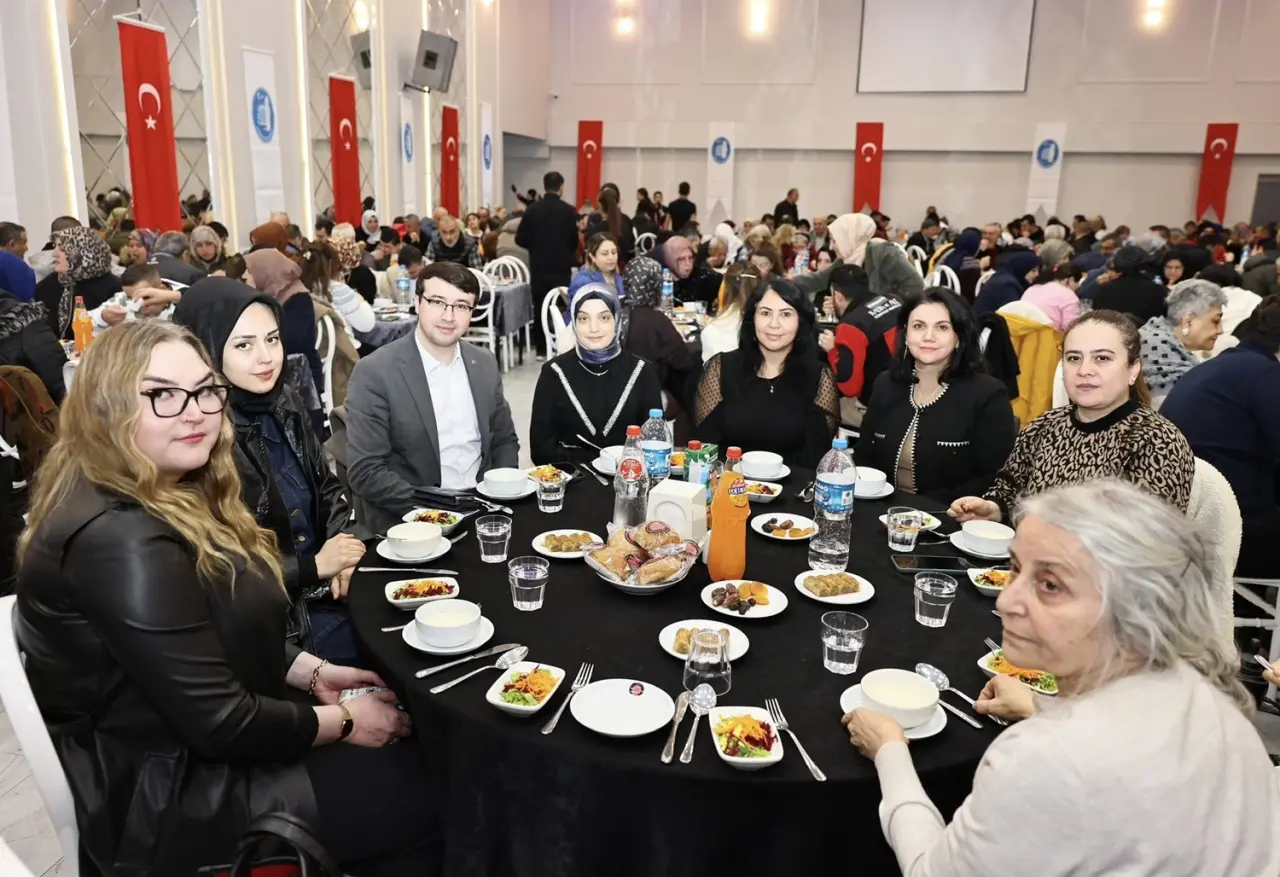 Gönül Sofrası’nda Bir Araya Geldiler 4