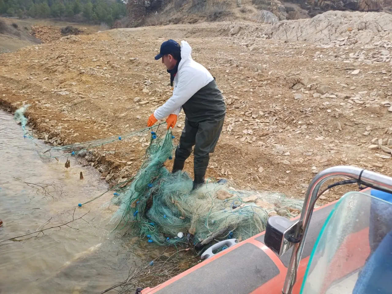 Barajlarda Kaçak Avcılığa Geçit Yok 2
