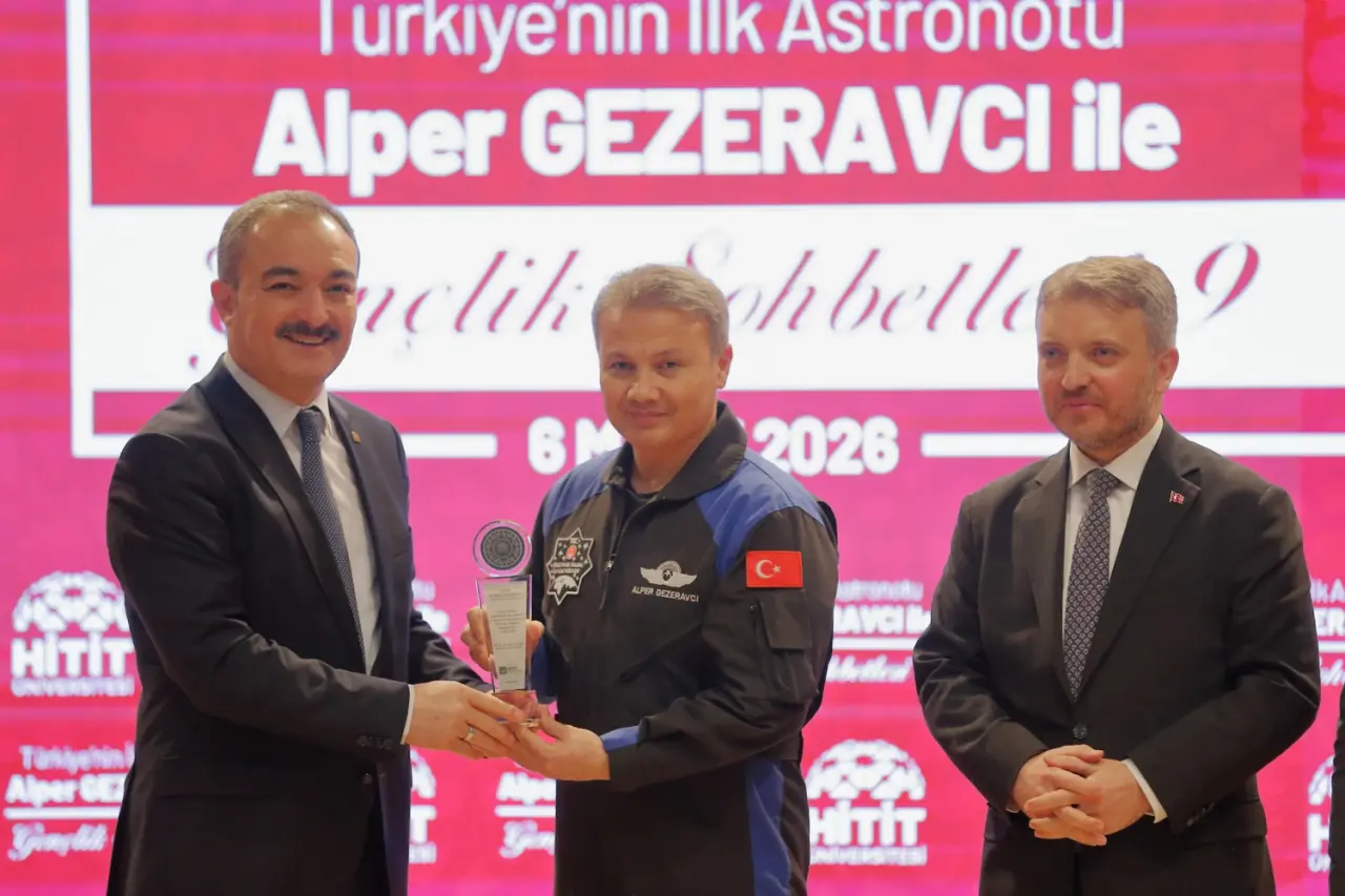 Astronot Alper Gezeravcı, Çorum'da Öğrencilerle Buluştu 2