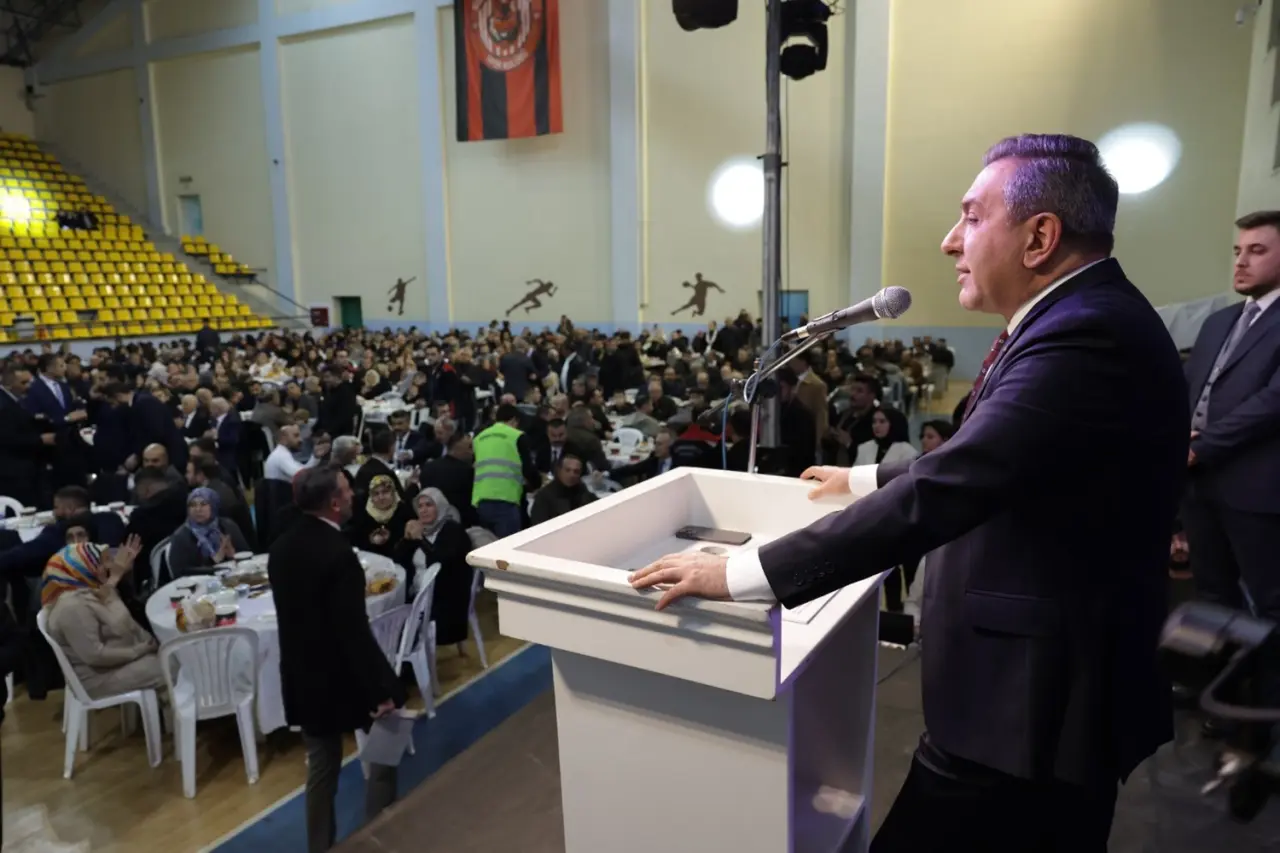 2 Bin Kişi İftarda Buluştu 2