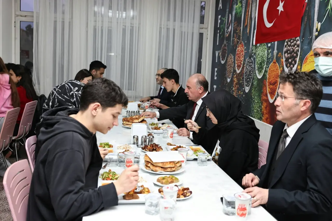 Öğrencilere Vali Sürprizi 1