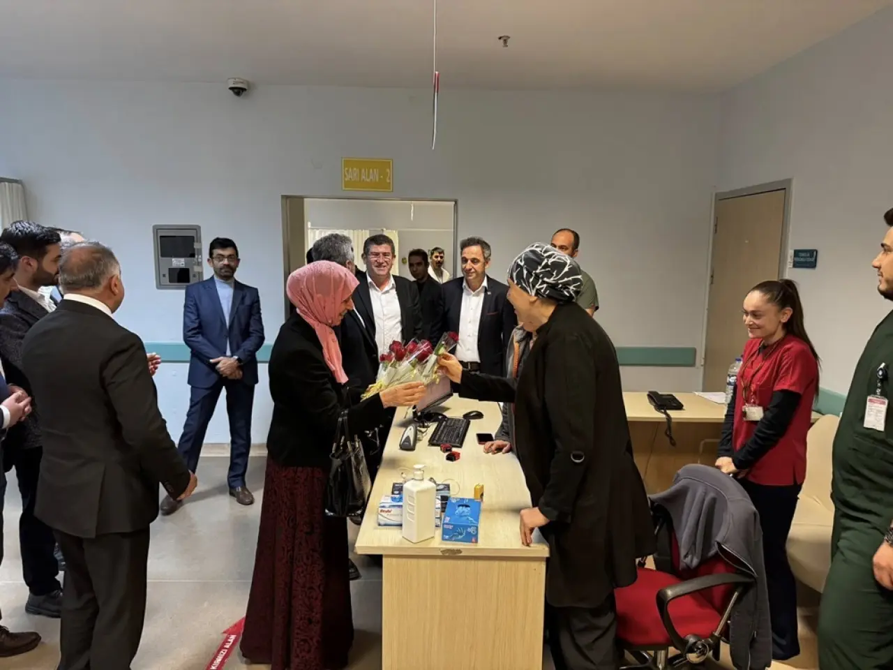 AK Partililer Sağlık Çalışanlarını Unutmadı 1