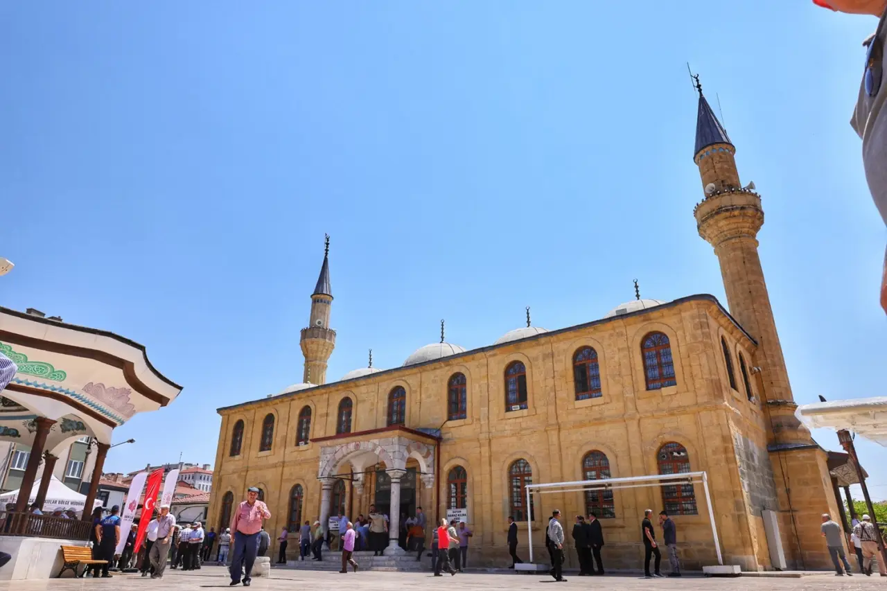 Çorum’da Bayram Namazı Saat Kaçta ? 4