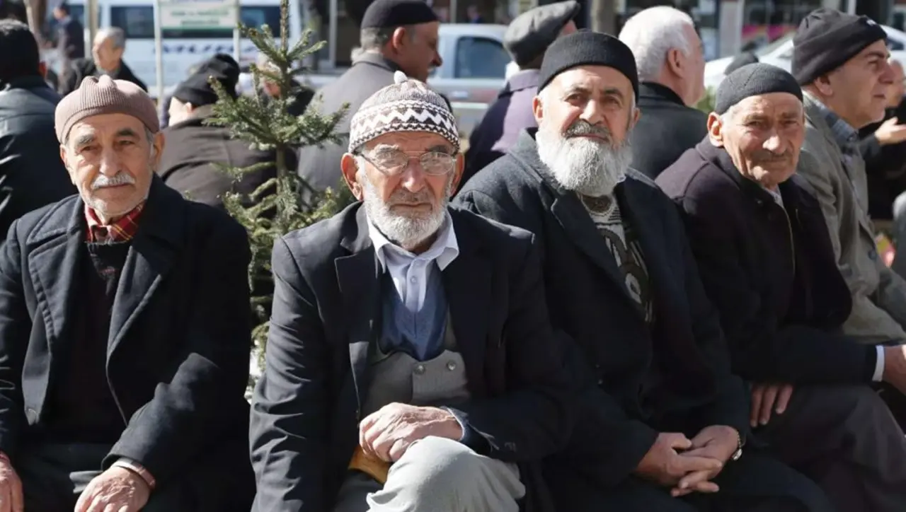 Çorum'da Emeklilerle İlgili Basın Açıklaması Yapıldı 1