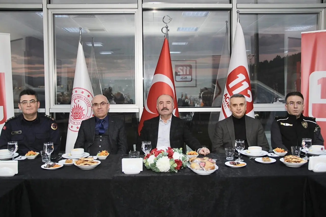 Kahramanlarla Oruç Açtı 1