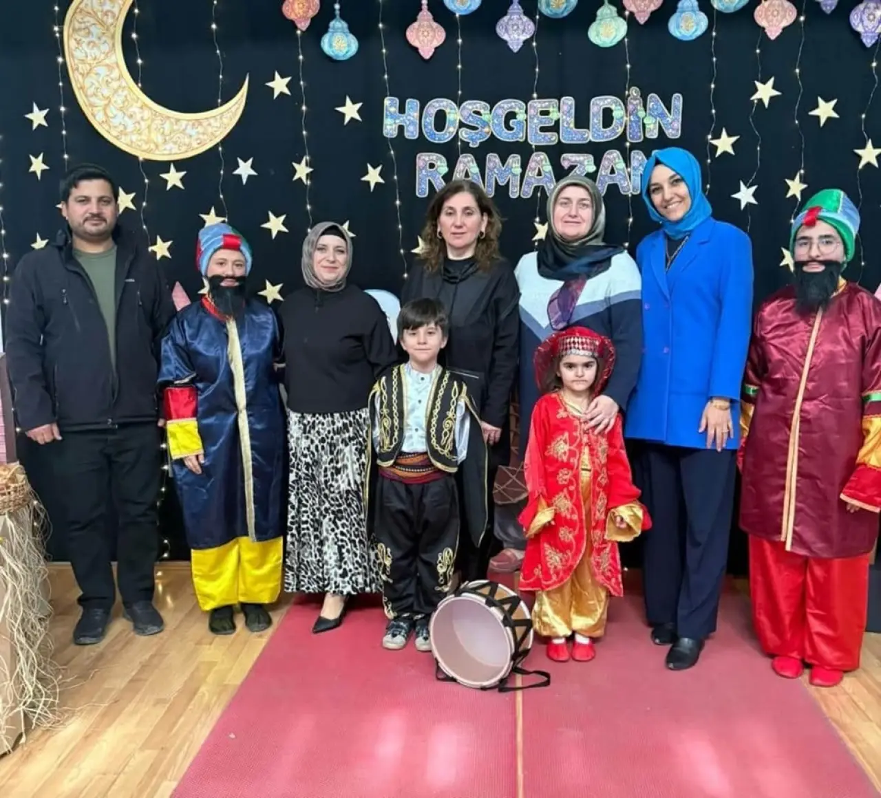 Anaokulunda Kurulan Sokak, Görenleri Maziye Götürdü 3