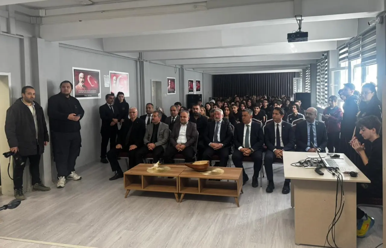 Doğu Türkistan Davası Konuşuldu 1