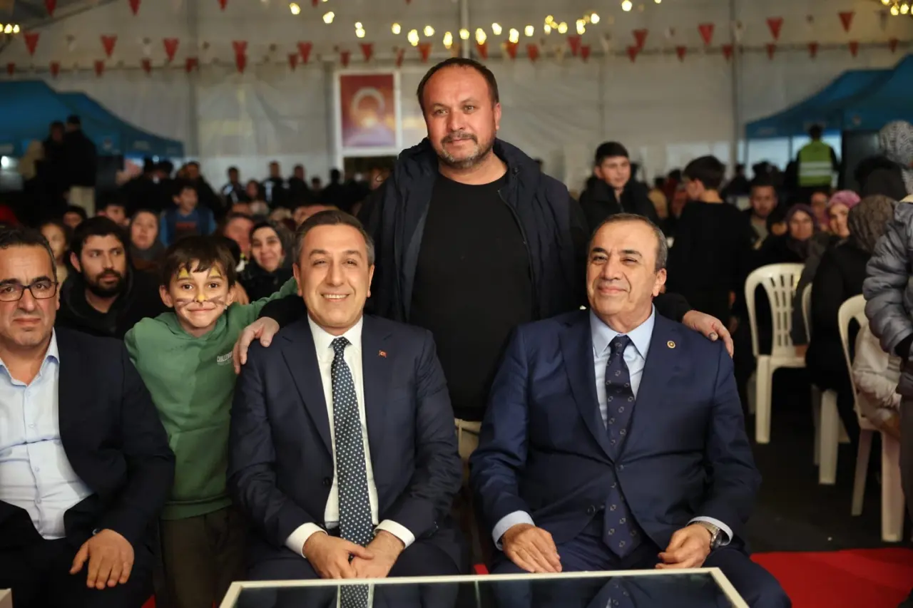 MHP’liler Sungurlu’da Vatandaşla Bir Araya Geldi 4