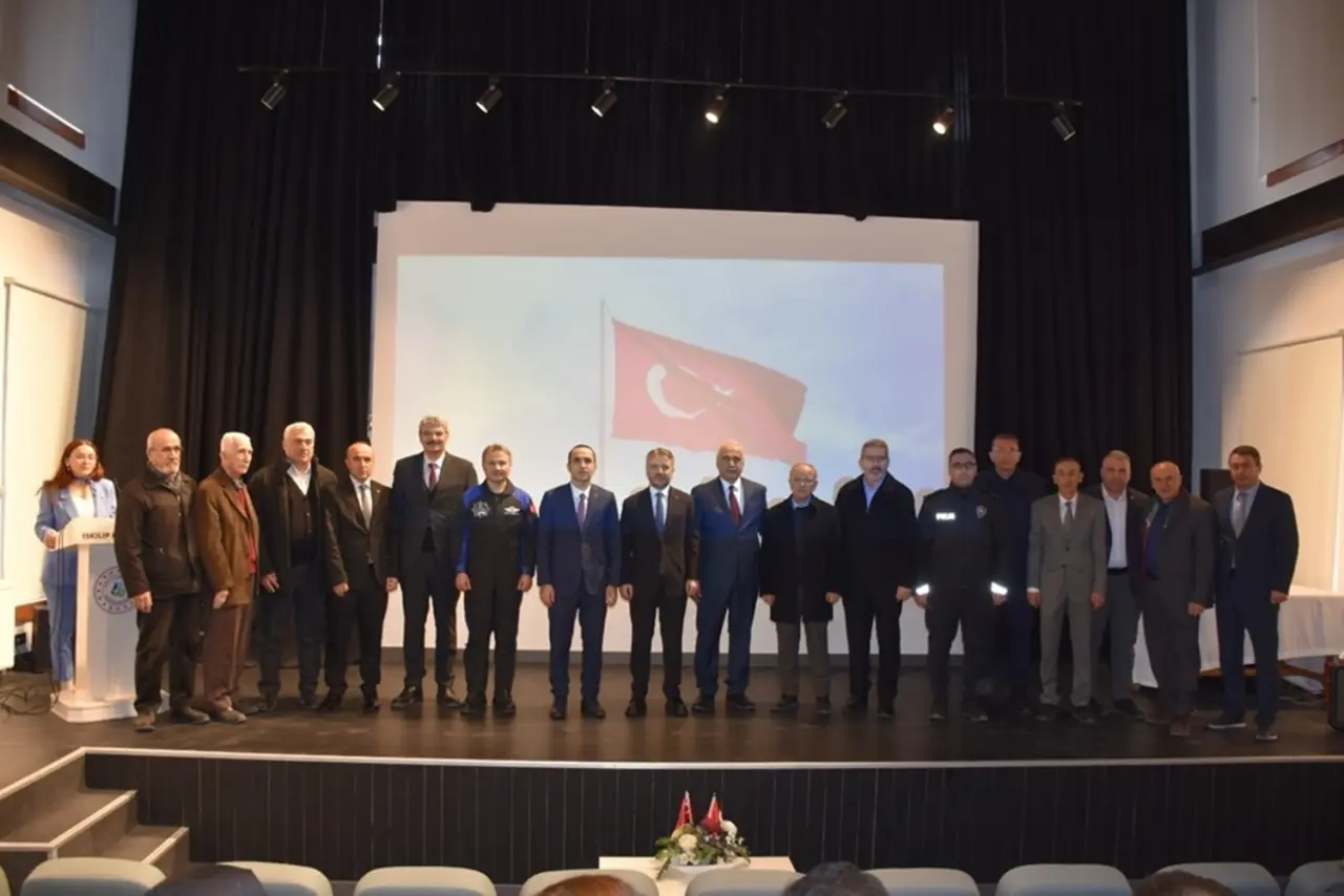 Gençlere İlham Verdi 2