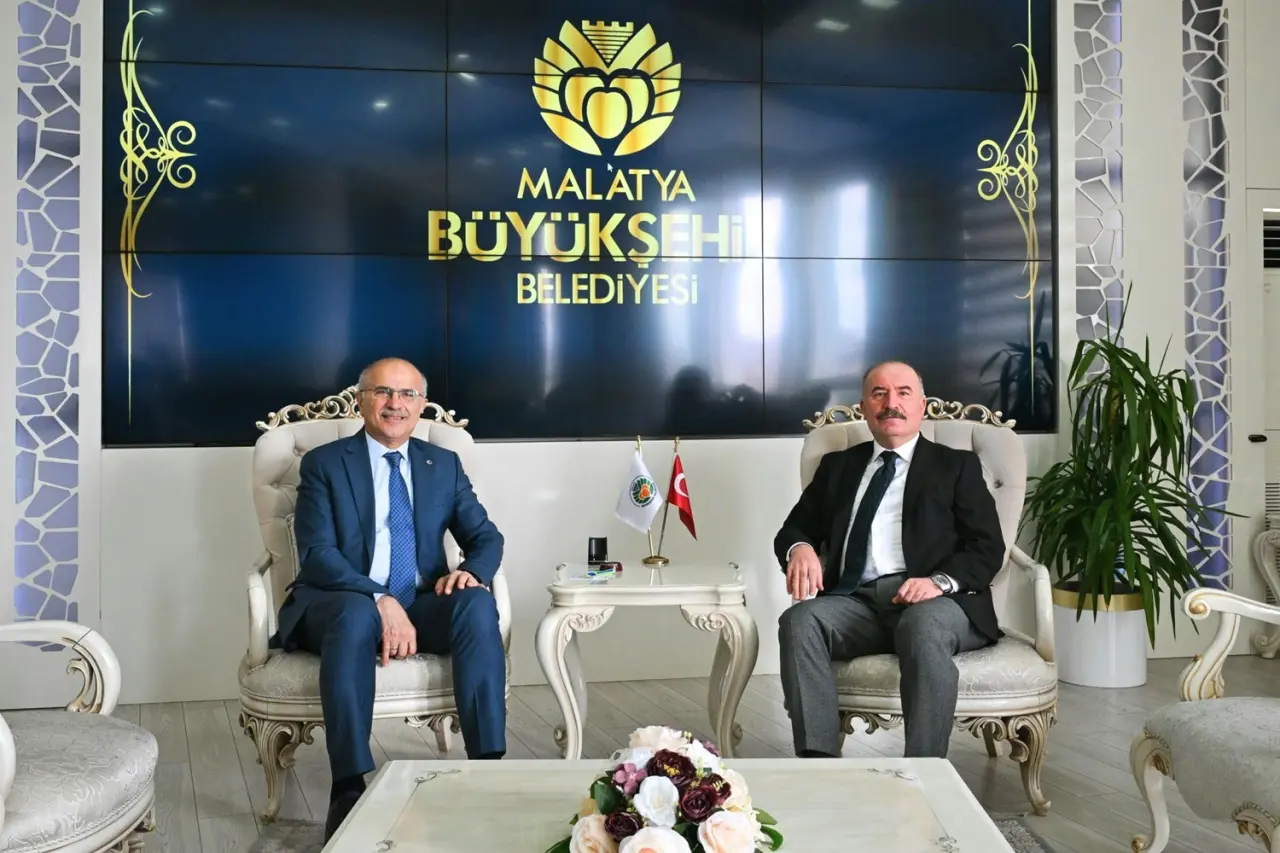 Vali Çalgan’dan Eski Okul Arkadaşına Sürpriz 4