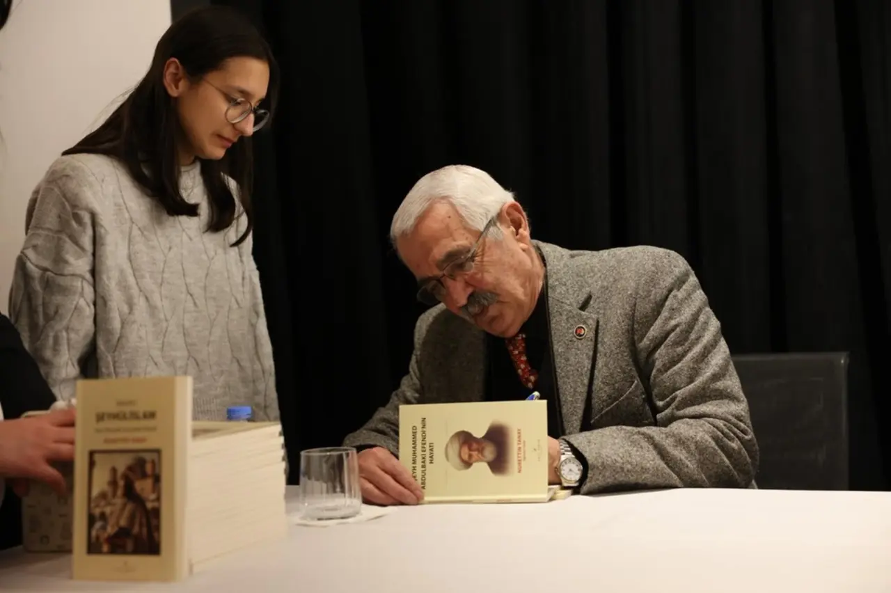 Tarihi Kışlada Kültürel Buluşma 1