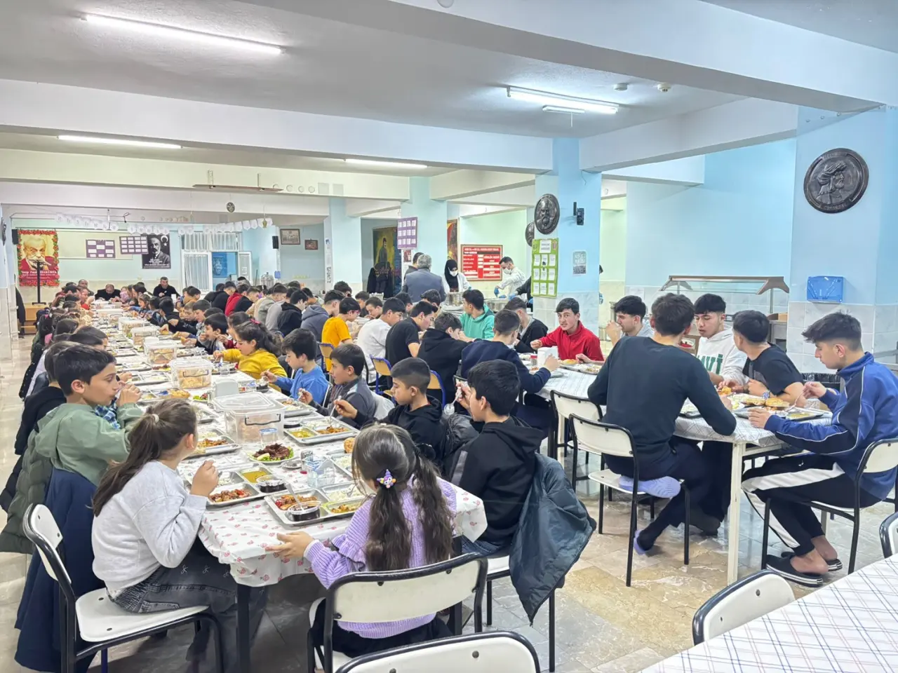 Köy Okulu Öğrencileri İftarda Buluştu 2