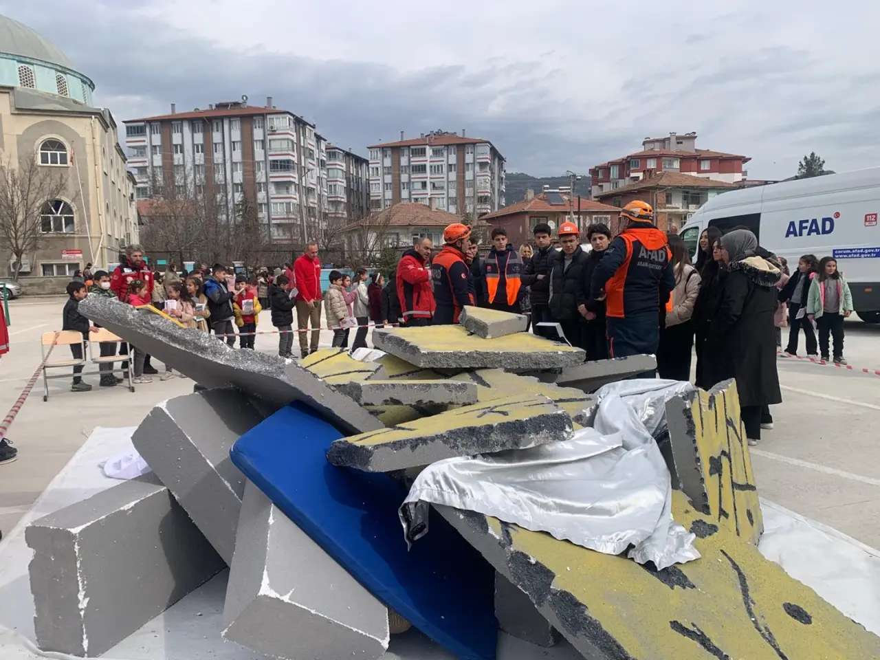 Arama-Kurtarma Ekipleri Anlattı, Çocuklar Dinledi 3