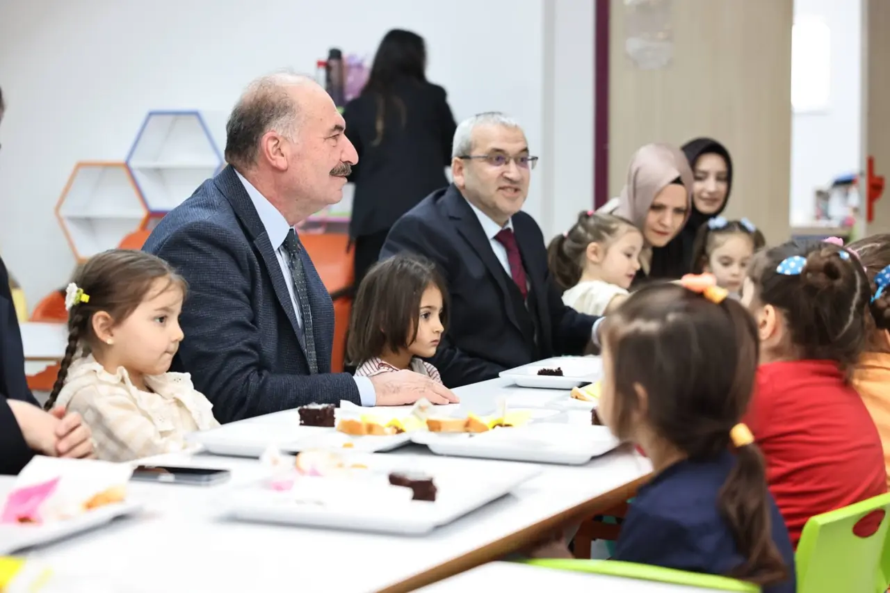 Miniklerin Tekne Orucu Heyecanına Ortak Oldu 4