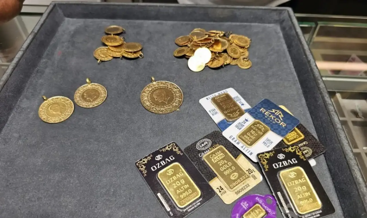 Madenci eski teknikle 2 kilo altın buldu 2