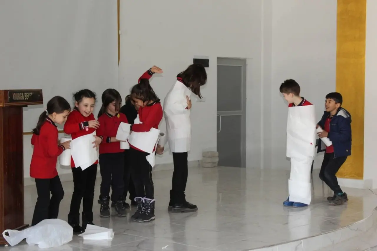 Çocuklar Şenlikte Eğlendi 2