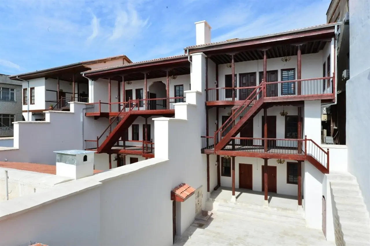 Tarihi Miras, 300 Milyon Liraya Alıcı Arıyor 3