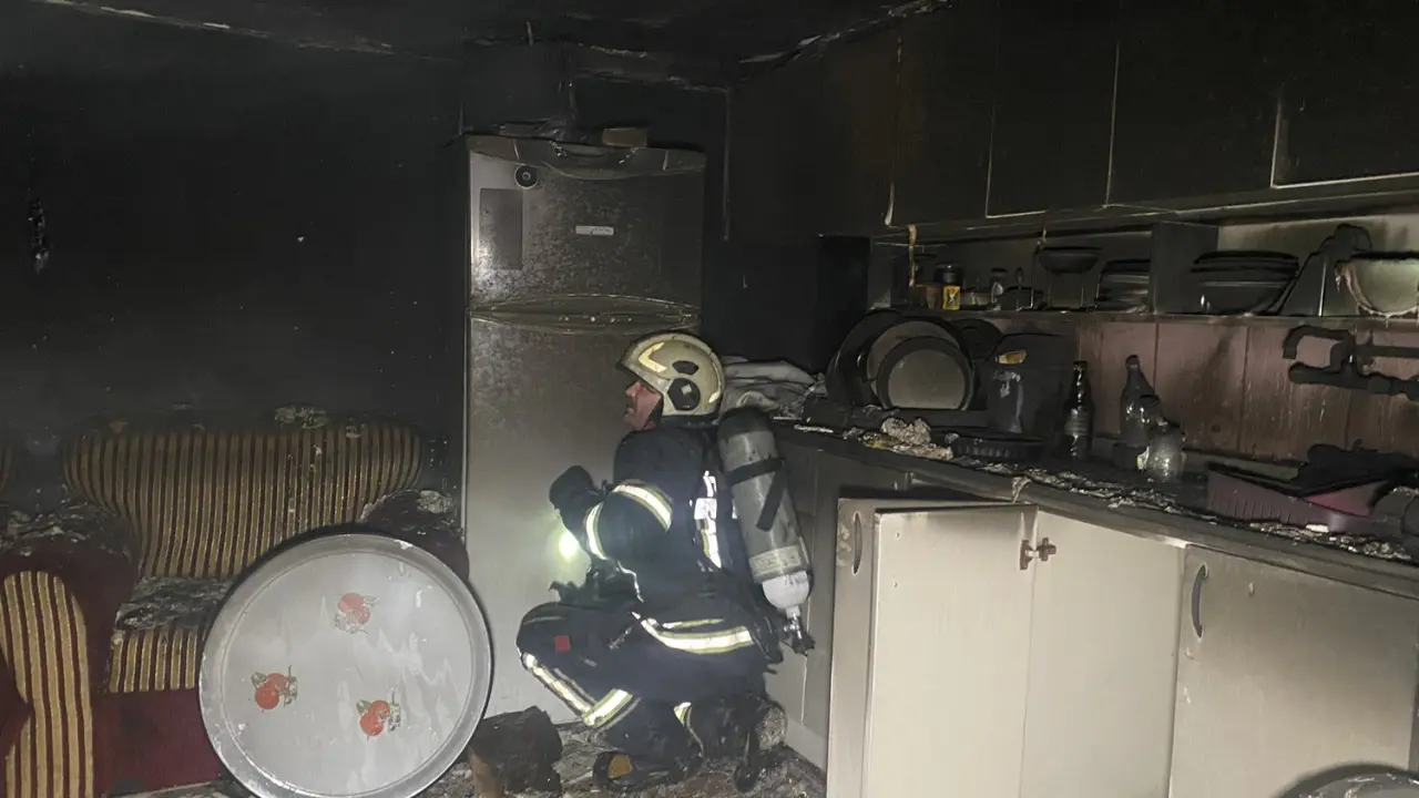 Alevler Gecekonduyu Yuttu 6