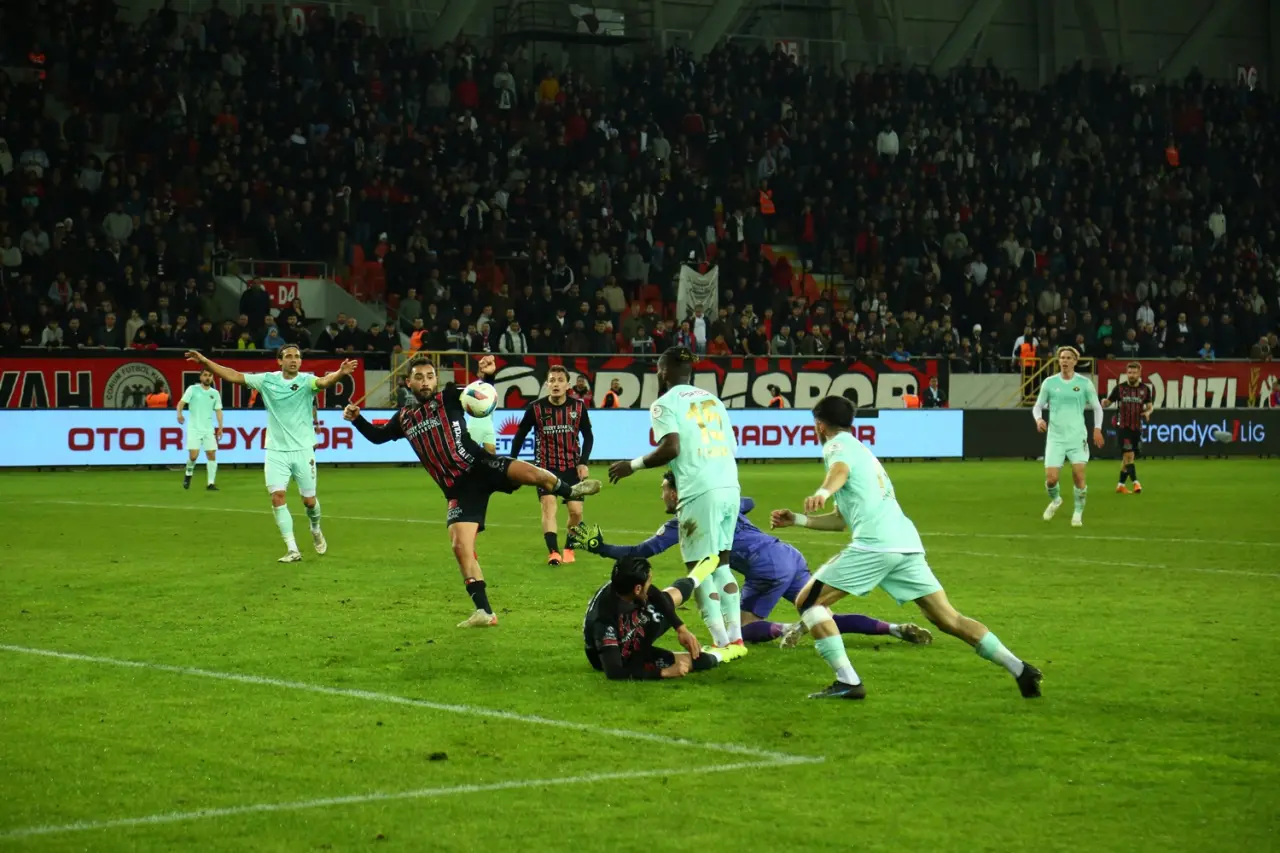 Kritik Maçın Hakemi Belli Oldu. Dikkat Çeken İstatistik 1