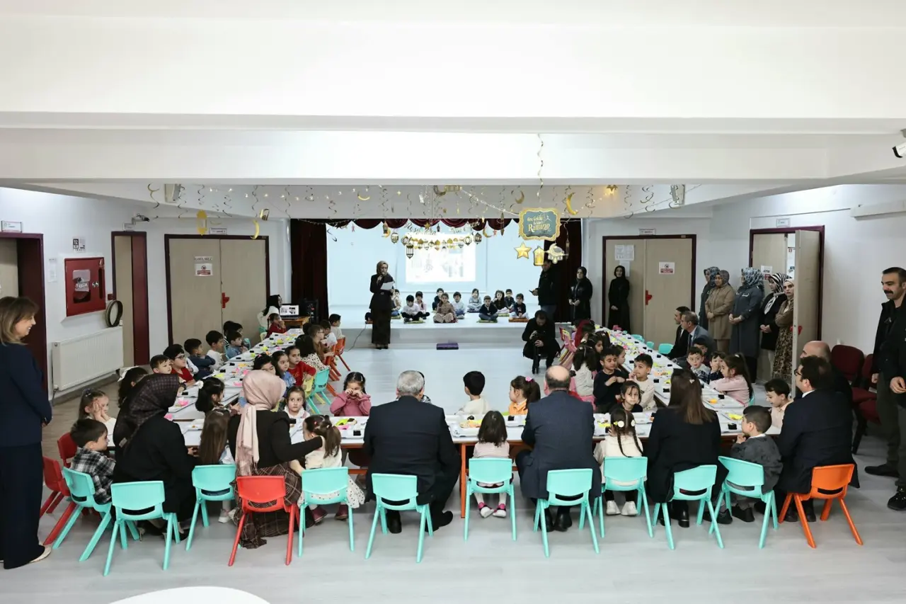 Miniklerin Tekne Orucu Heyecanına Ortak Oldu 5