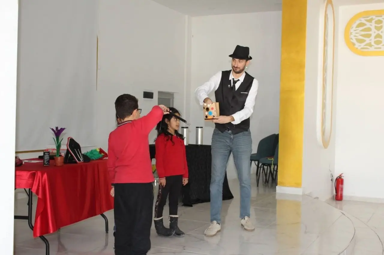 Çocuklar Şenlikte Eğlendi 4