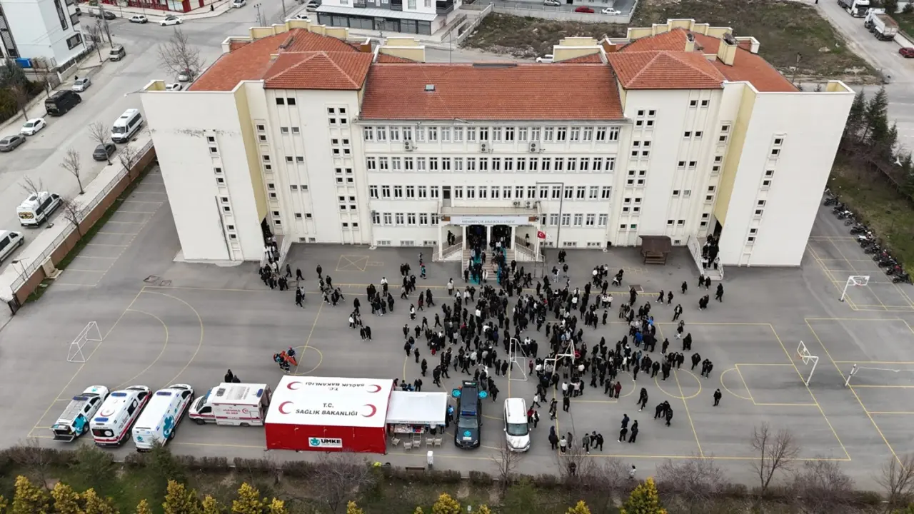 Genç Hayat Kurtarıcılar Umke İle Sahaya İndi 2