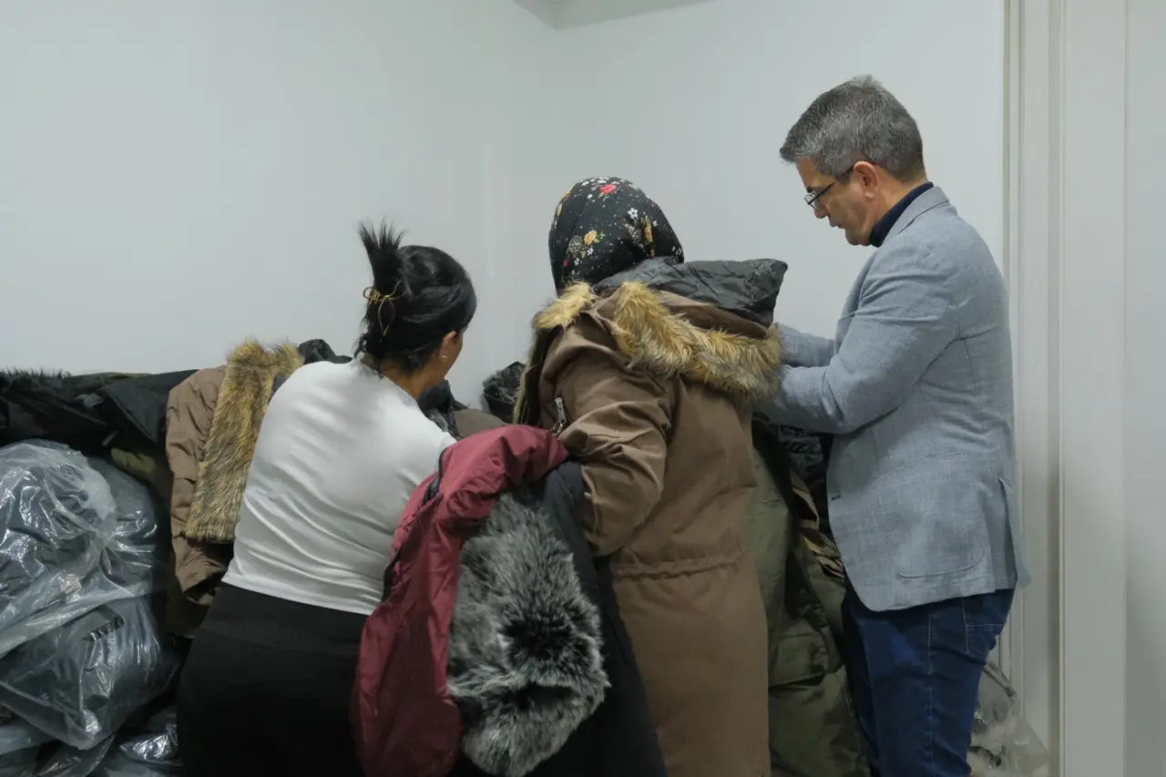 İhtiyaç Sahibi Ailelere 1250 Mont Dağıtıldı 1