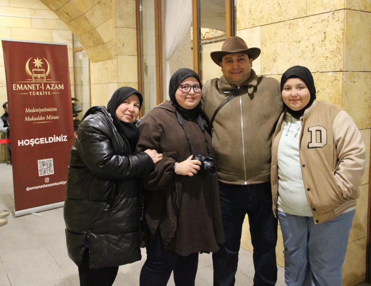 Kadir Gecesi’nde Kutsal Emanetlere Yoğun İlgi 5