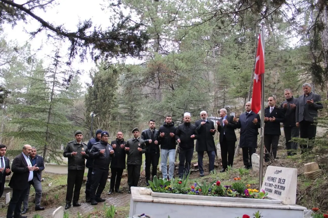 İskilip'te Şehit Kabirleri Ziyaret Edildi 1