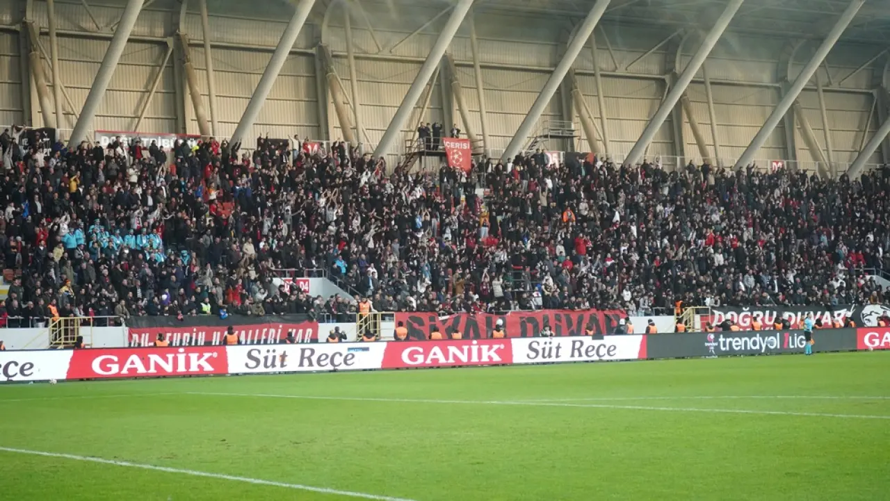 Şampiyonluk Geliyor: 2-1 7