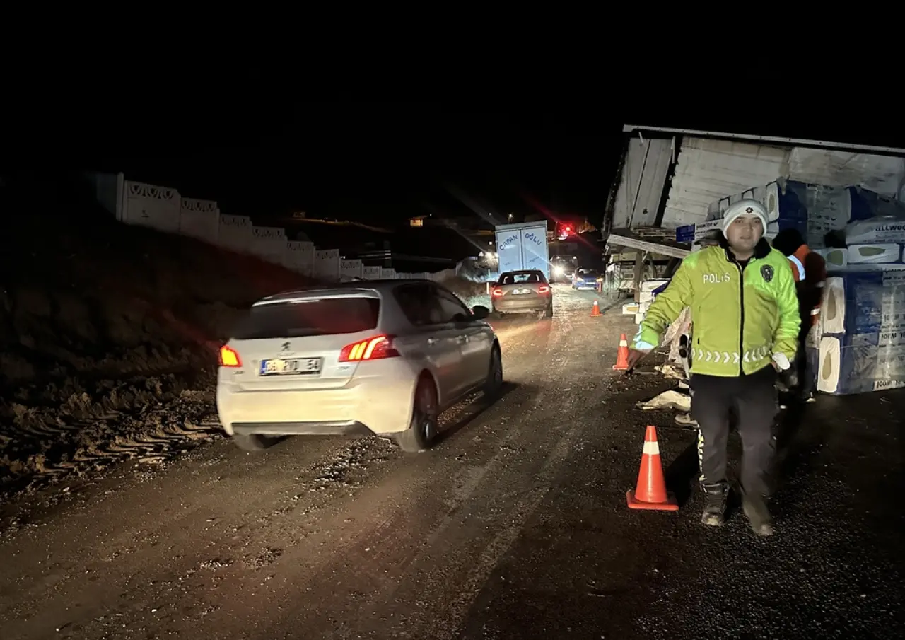 Ankara Karayolunda Hayat Durdu 3