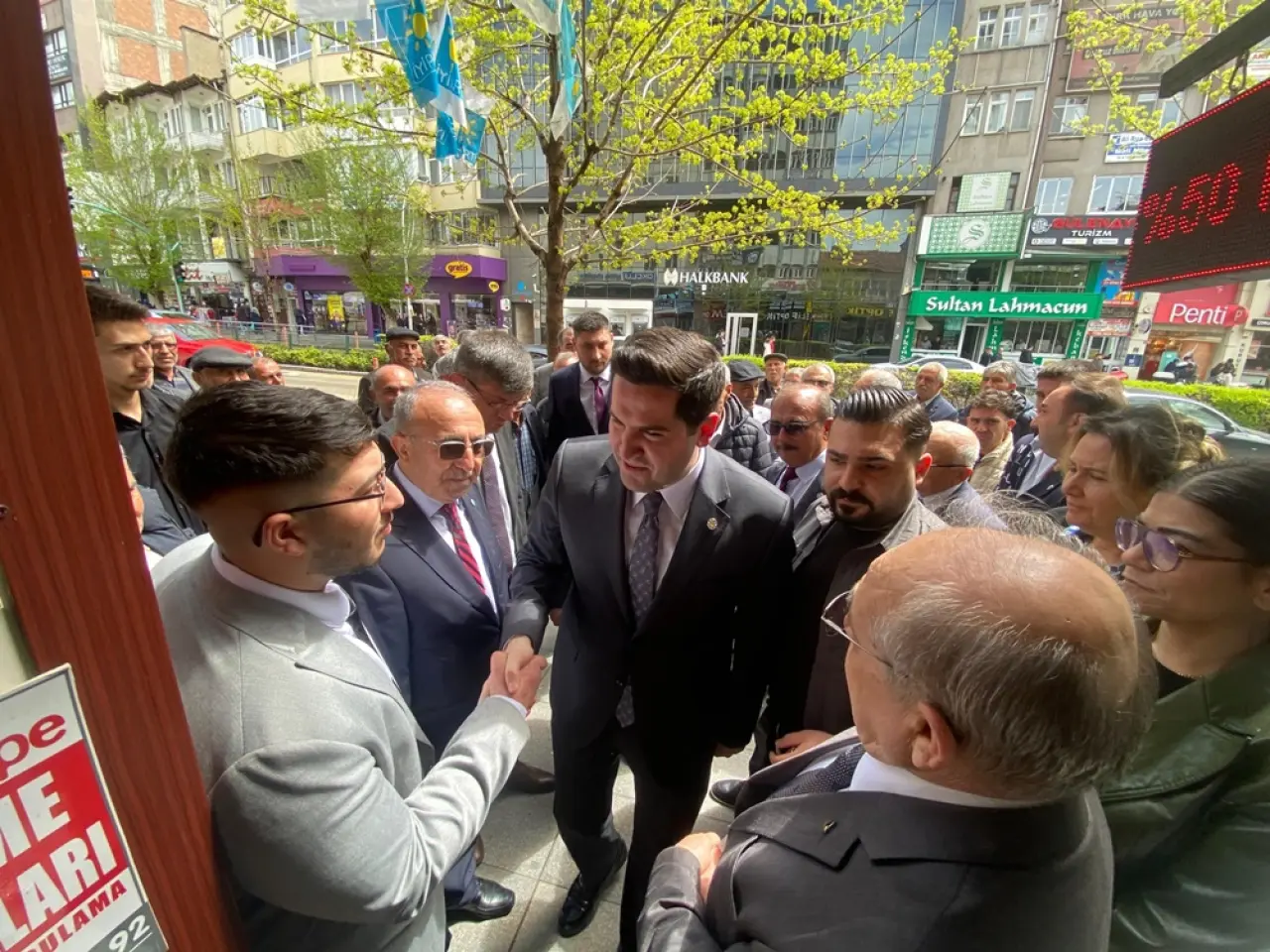 ‘24 Yıldır Milletin Derdine Derman Olamıyorlar’ 2