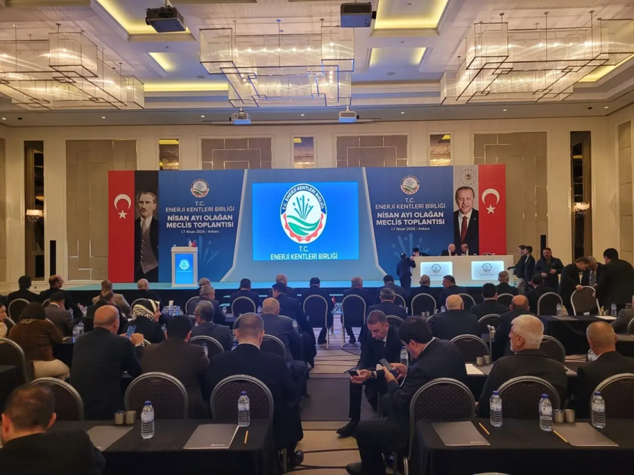 Başkan Aşgın, Enerji Kentler Birliği Toplantısında 2