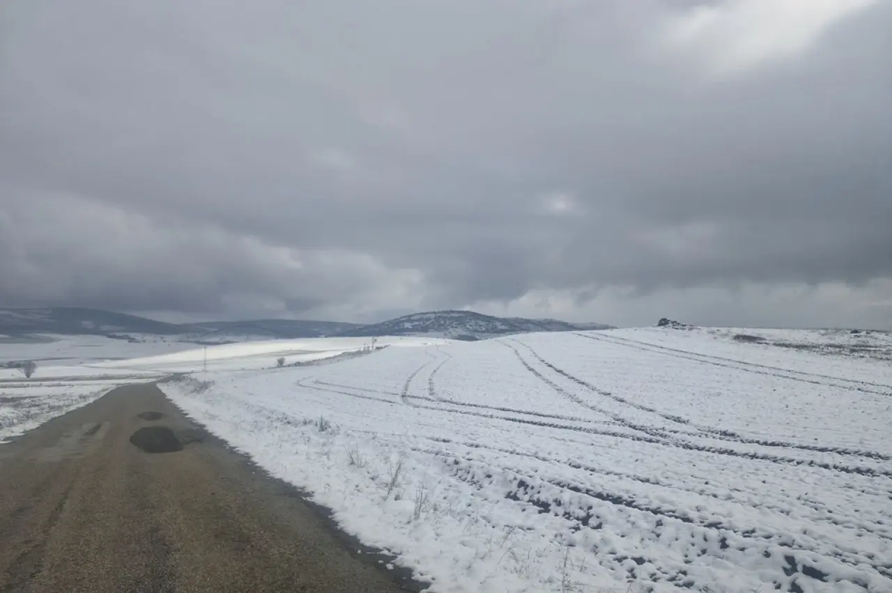 Bahar Beklerken Nisan’da Kar Yağışı Devam Etti 1