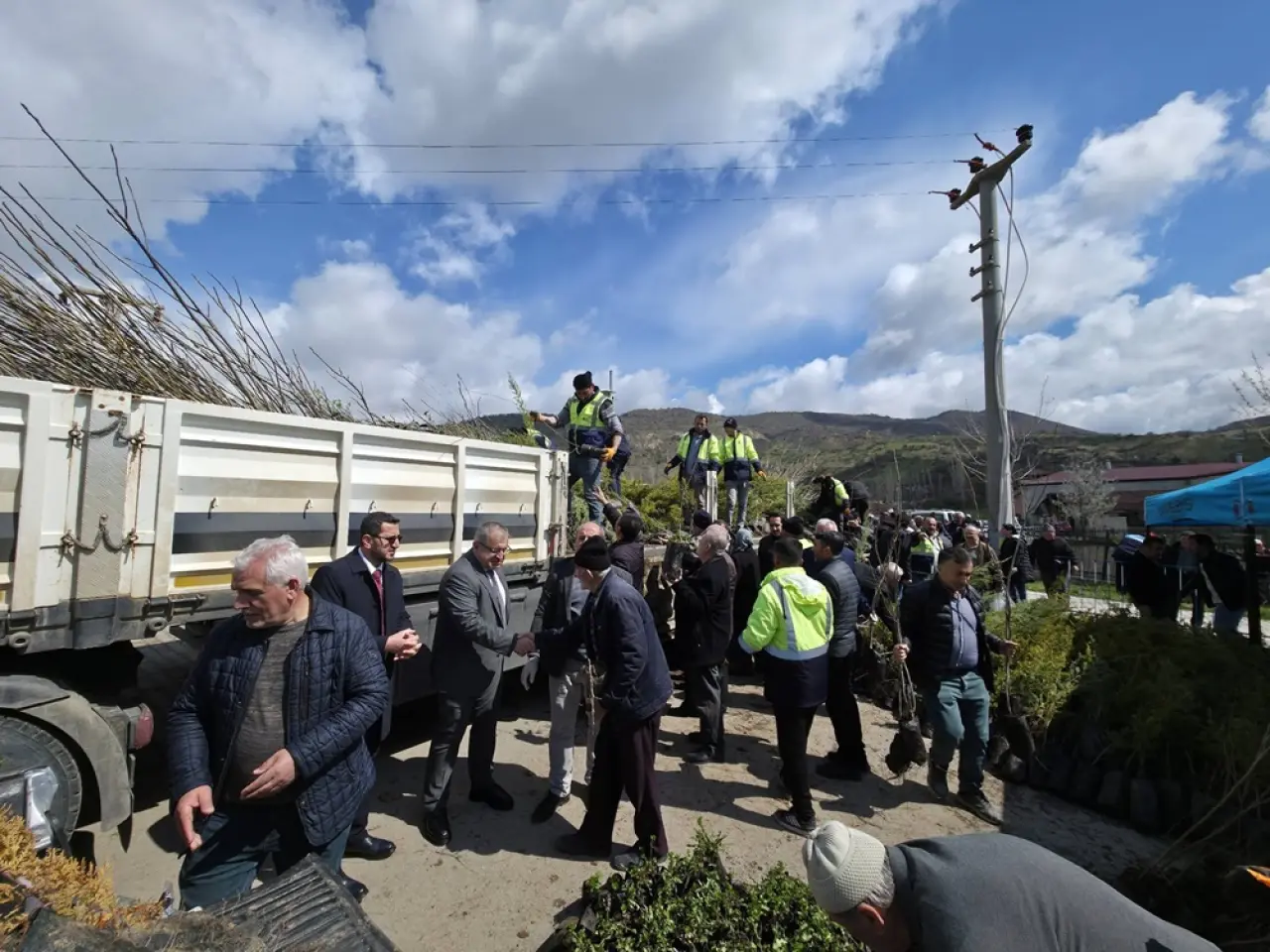 Bayat’ta 20 Bin Fidan Toprakla Buluştu 1