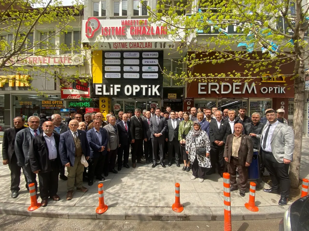 ‘24 Yıldır Milletin Derdine Derman Olamıyorlar’ 1