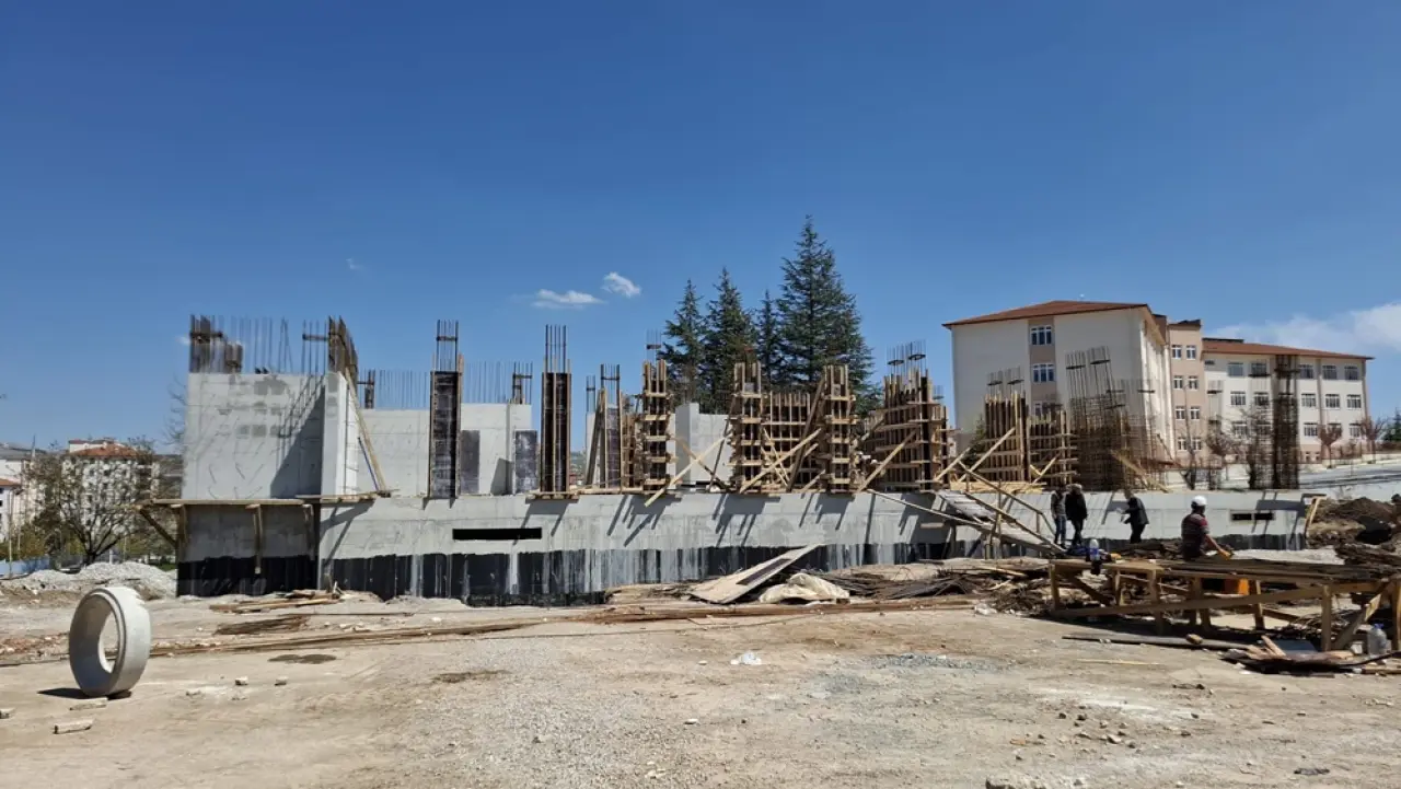 Eğitim Yöneticileri Anılarını Kitapla Anlattı 4