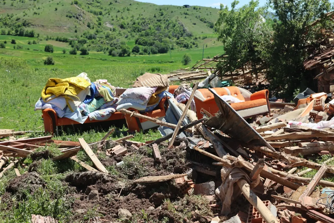 Hortum Felaketi Yaşayan Köyde Çalışmalar Sürüyor 10