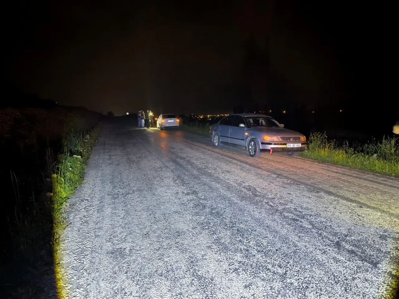 Çukura Giren Araç Bir Anda Yolda Kaldı 2