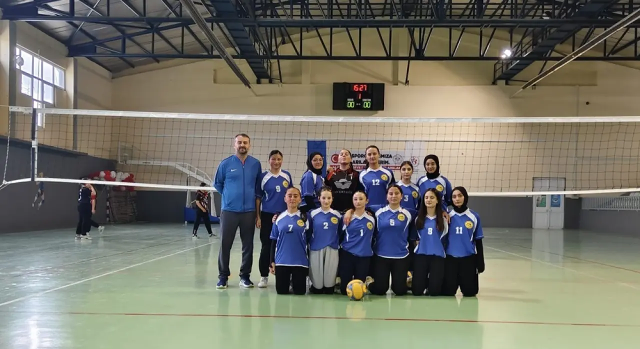 Lise Öğrencileri Kıyasıya Mücadele Etti 6