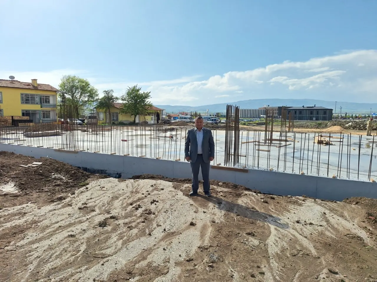 Motosikletçiler Plazası Yükseliyor 1