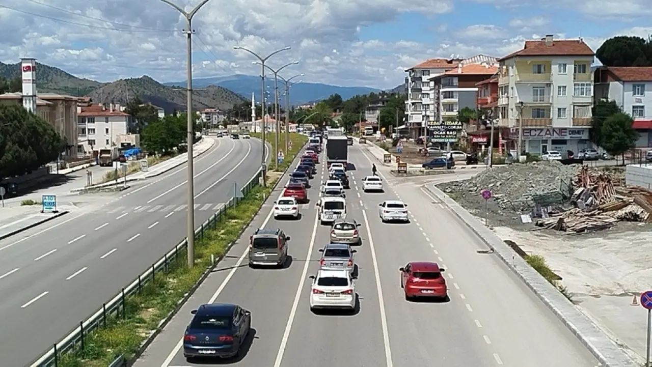 Yollarda Bayram Dönüşü Yoğunluğu 4