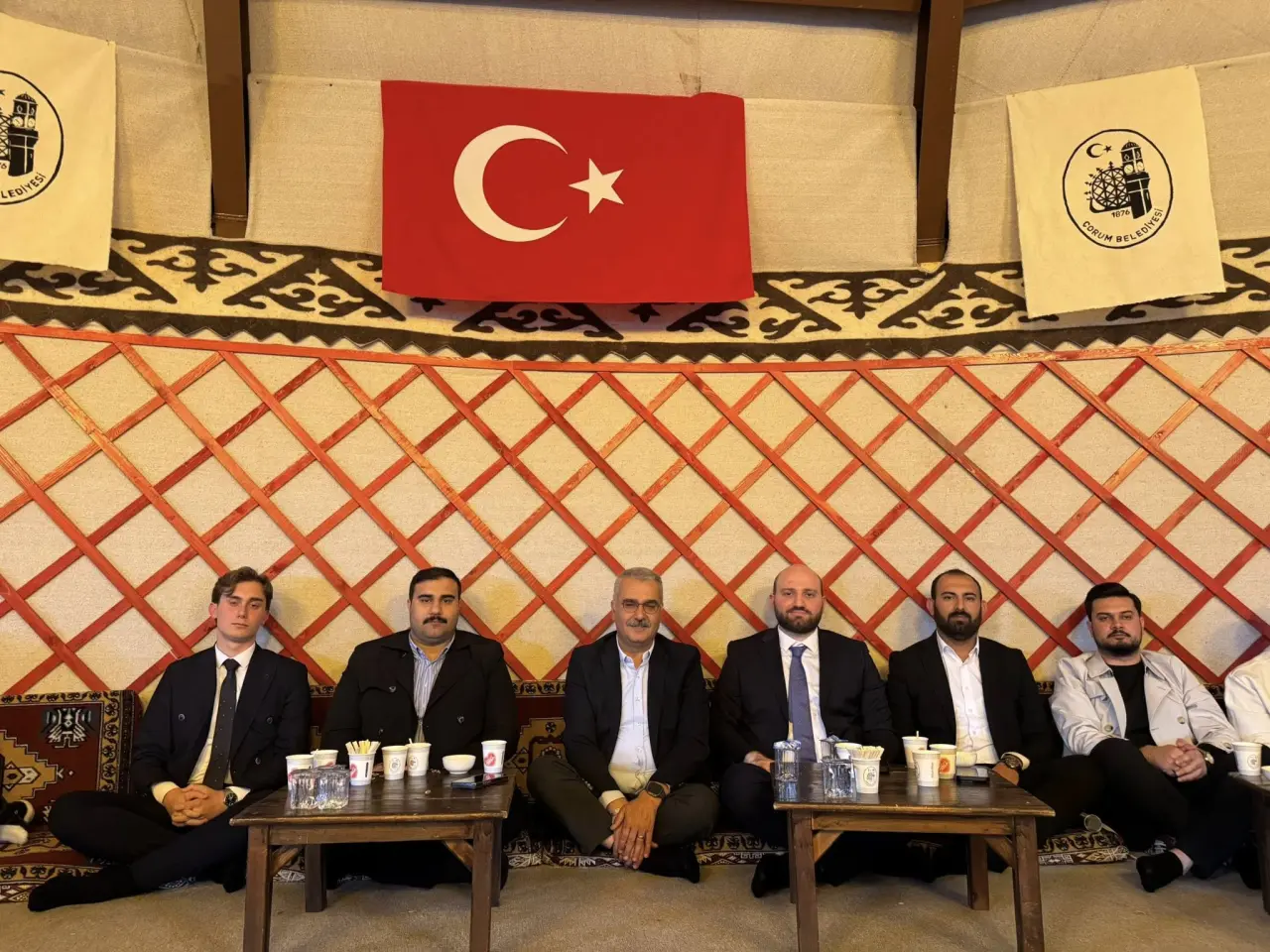 Ahlatcı, Çorumlu Obası'nda Gençlerle Bir Araya Geldi 4