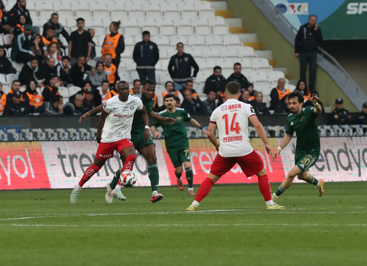 ARCA ÇORUM FK SÜPER LİG'DE! 4