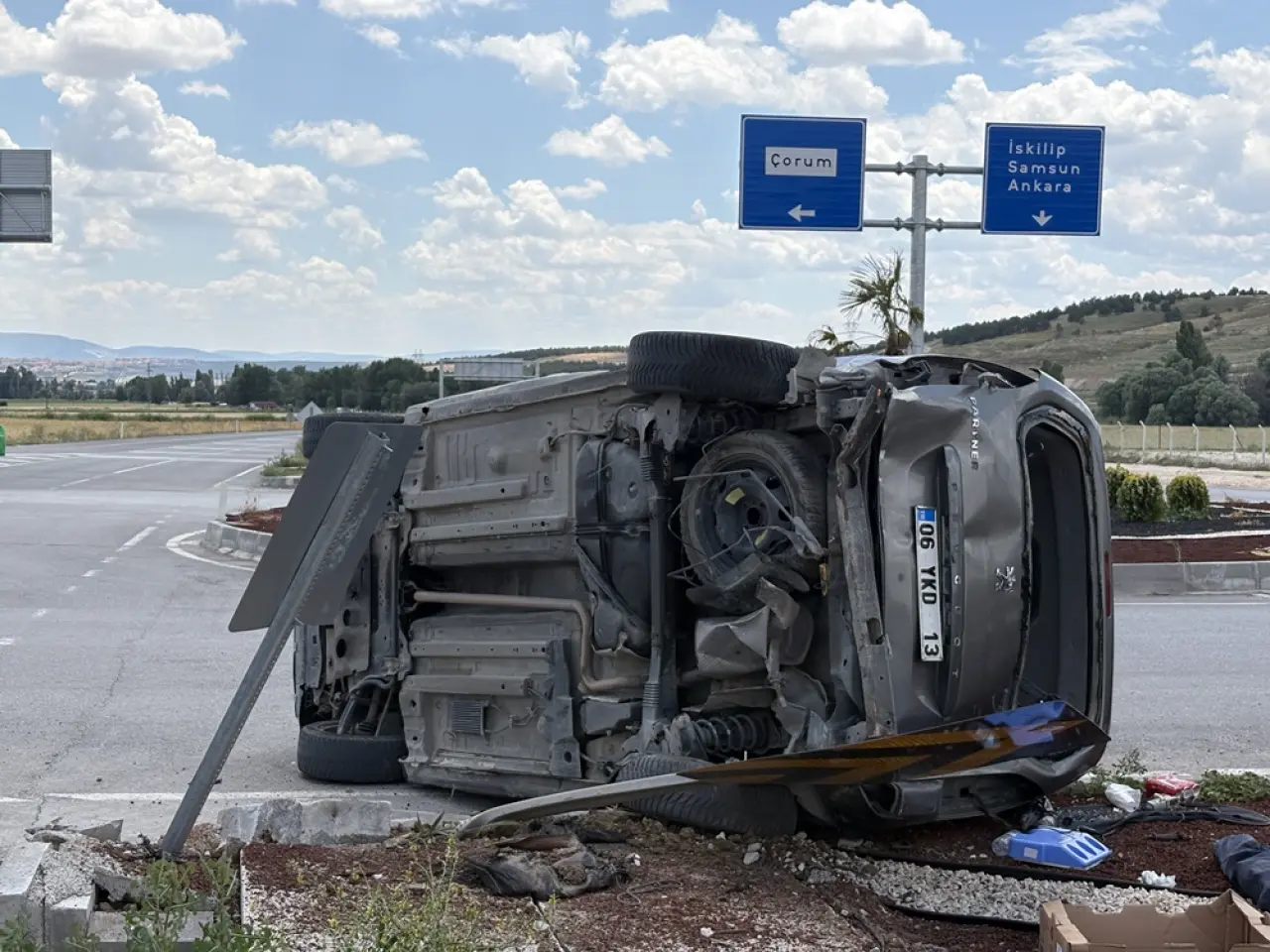 Osmancık Kavşağı’nda Korkunç Kaza: 5 Yaralı 2
