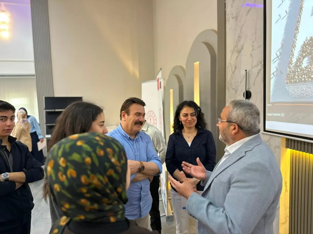Eğitimciler ve Öğrenciler Erasmus Kazanımlarını Paylaştı 1