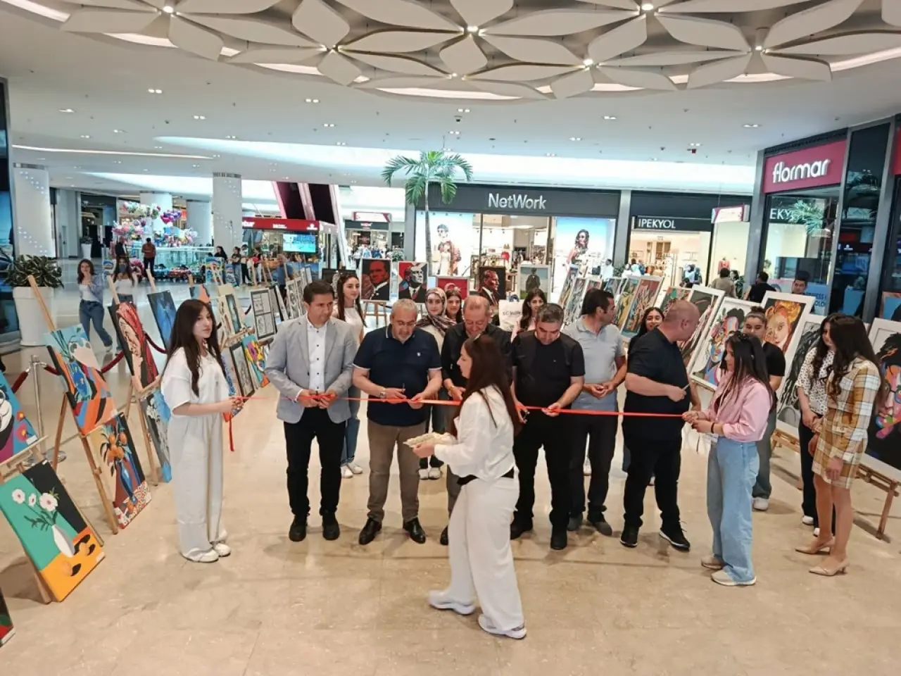 Tuvalden Gönüllere Uzanan Sergi Açıldı 1