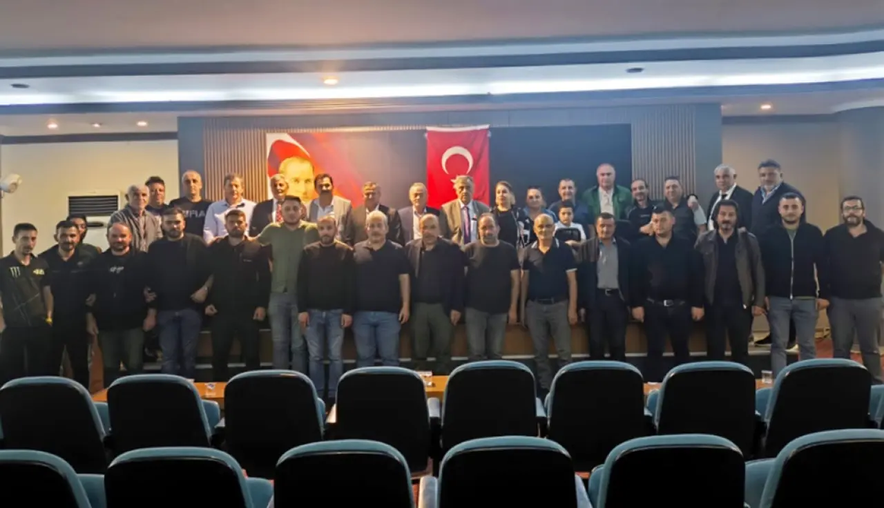 Necmettin Uzun’a Üyelerden Tam Destek 1