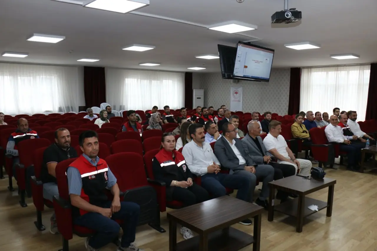 Biçerdöver Dane Kaybı ve Anız Yangını Eğitimi 3