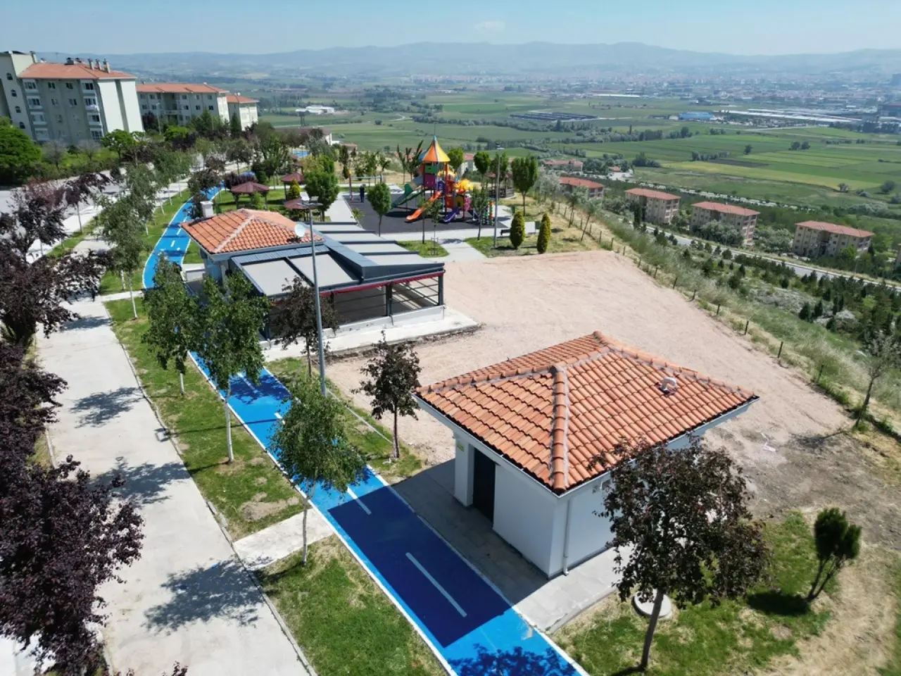 Akkent’e Yeni Sosyal Tesis 1